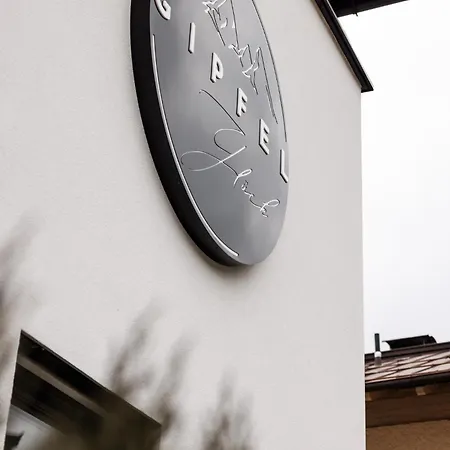 Gipfelglueck Premium דירה